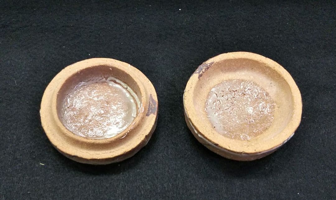 茶道具 香合 唐津 絵唐津 中里重利 表千家 而妙斎 箱書 三玄窯 太郎右衛門