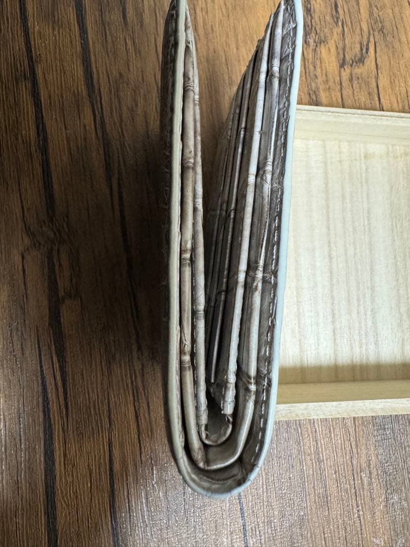 1/2終了　三京商会　ヒマラヤクロコダイル　２つ折り財布　男女兼用　クロコ