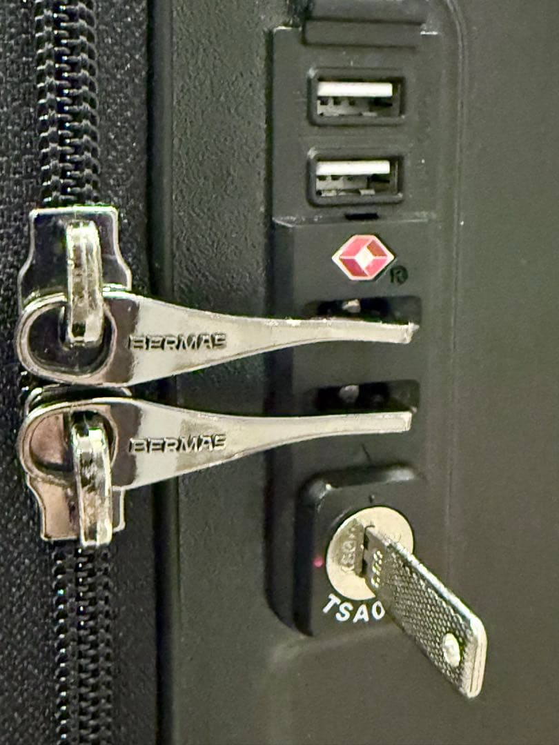 BERMAS 旅行スーツケース軽量大型91L 無料受託手荷物対応サイズ