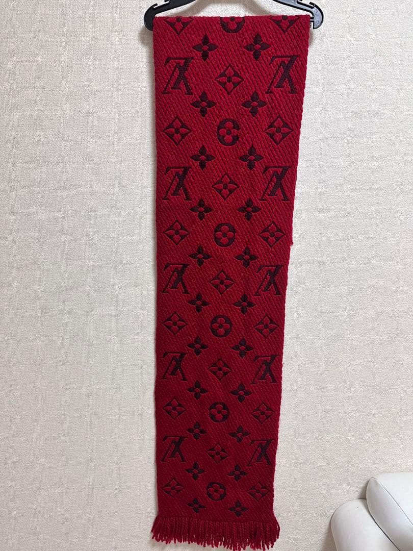 LOUIS VUITTONルイ・ヴィトン 赤 ロング マフラー