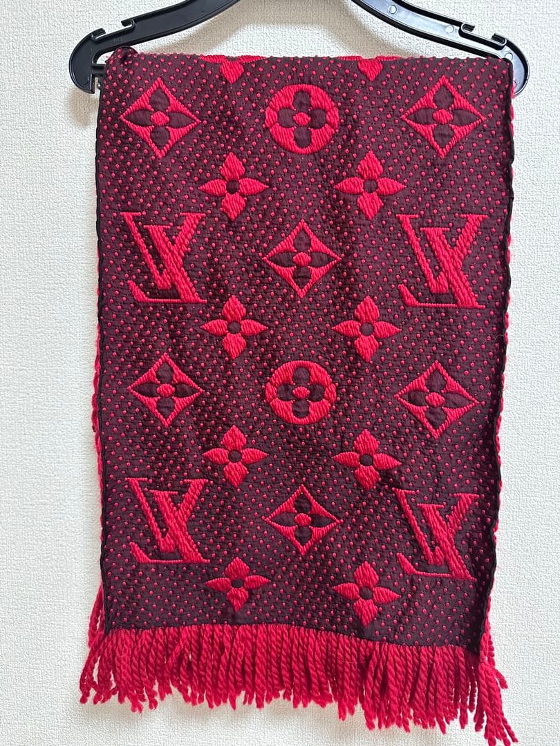 LOUIS VUITTONルイ・ヴィトン 赤 ロング マフラー