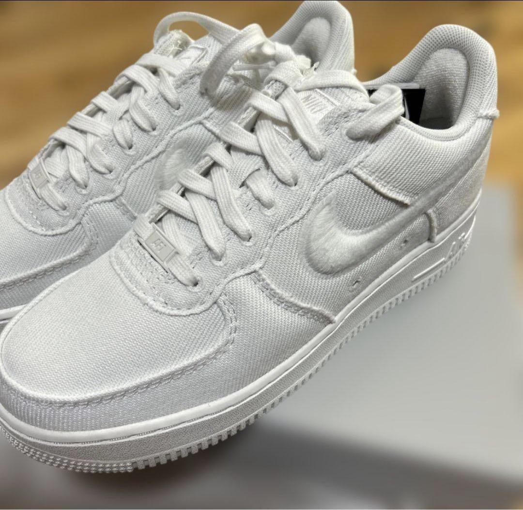 靴　ナイキ　NIKE AIR FORCE1 ホワイト　メンズ26.5センチ　新品