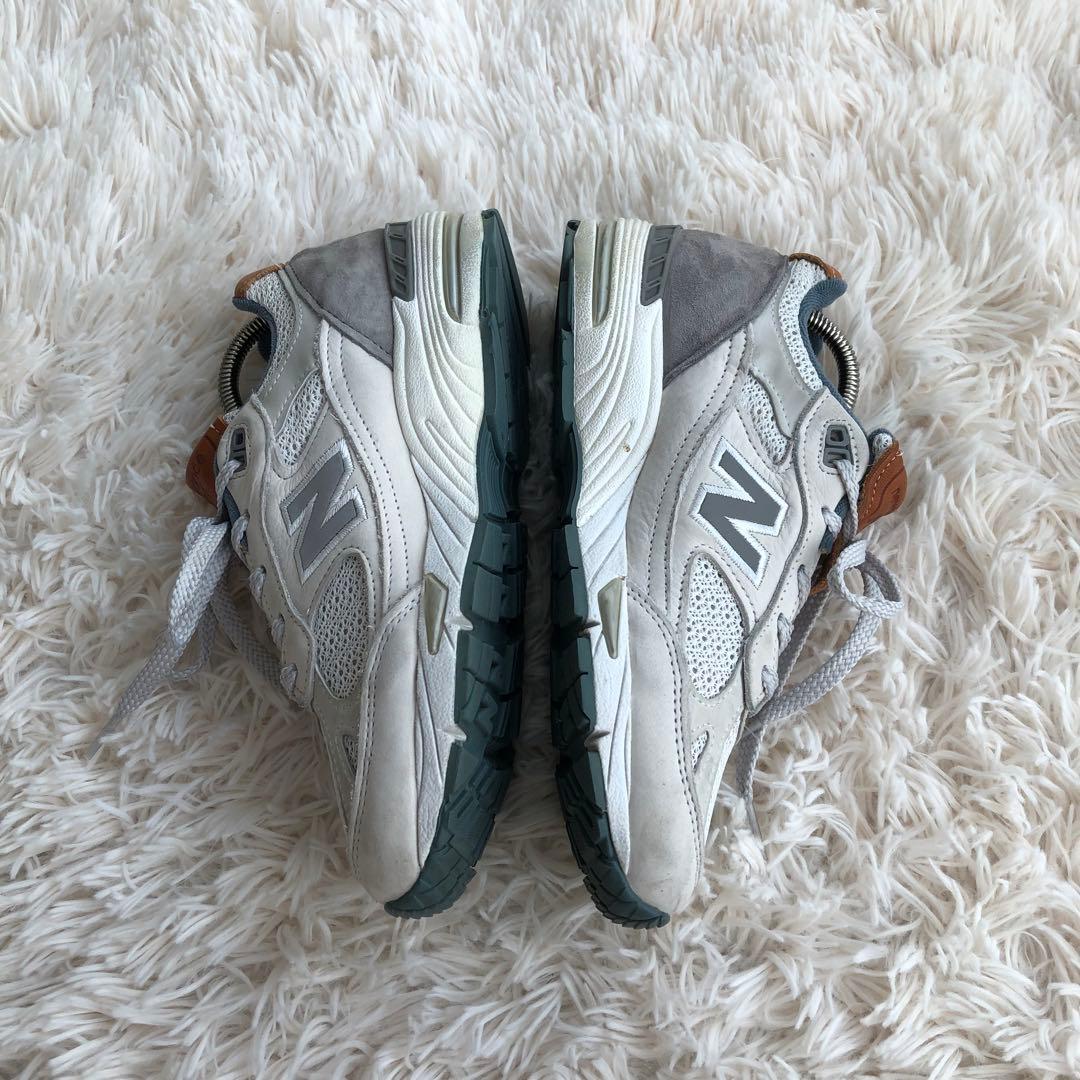 イングランド製NEW BALANCEニューバランス991スニーカーホワイトグレー