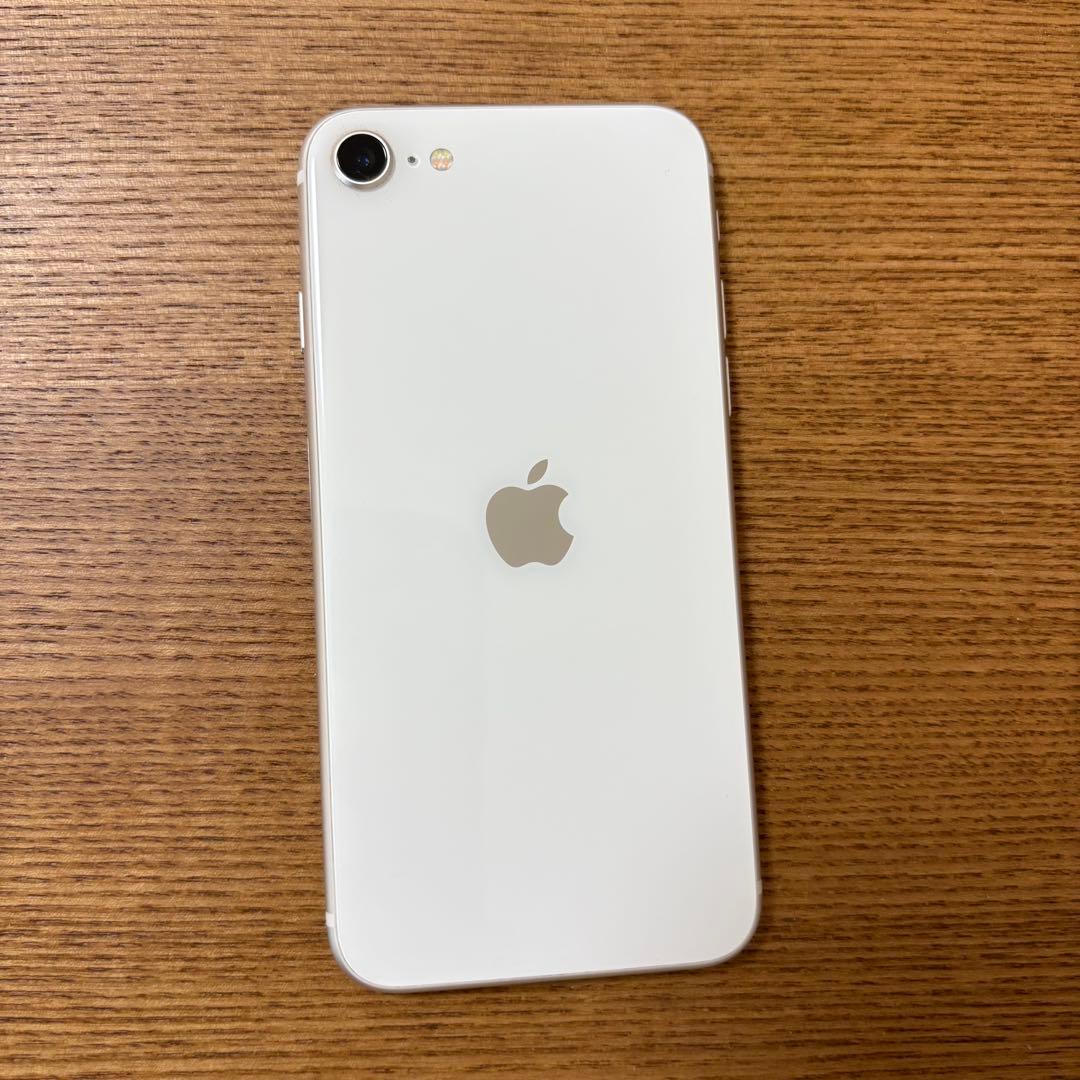 Apple iPhone SE 64GB ホワイト 本体