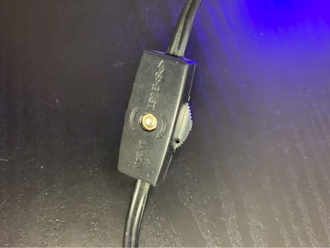 ヒマラヤ岩塩 ランプ 青色光