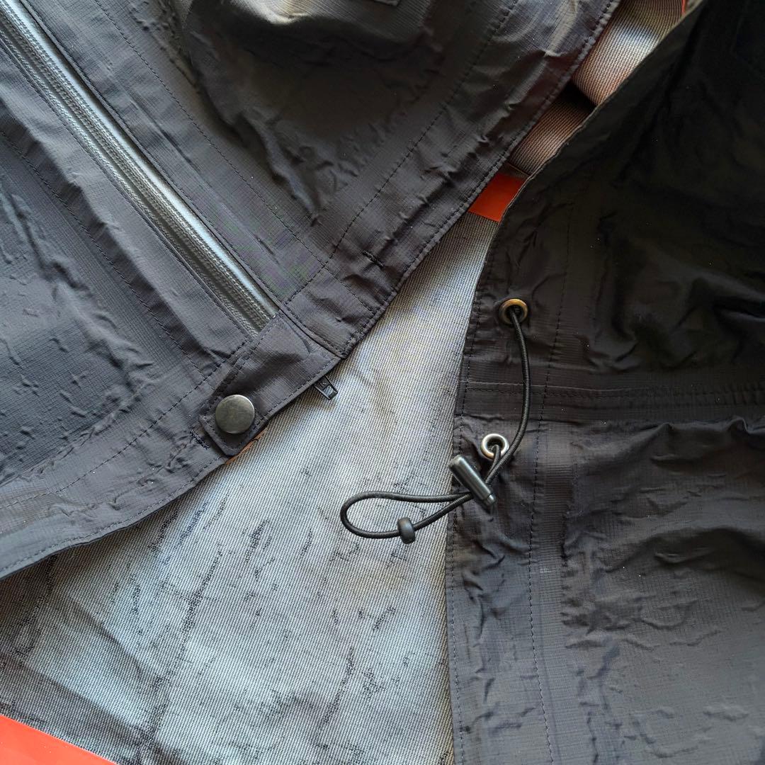 コムデギャルソンオム アノラックパーカー ナイロン カーキ L AD2017