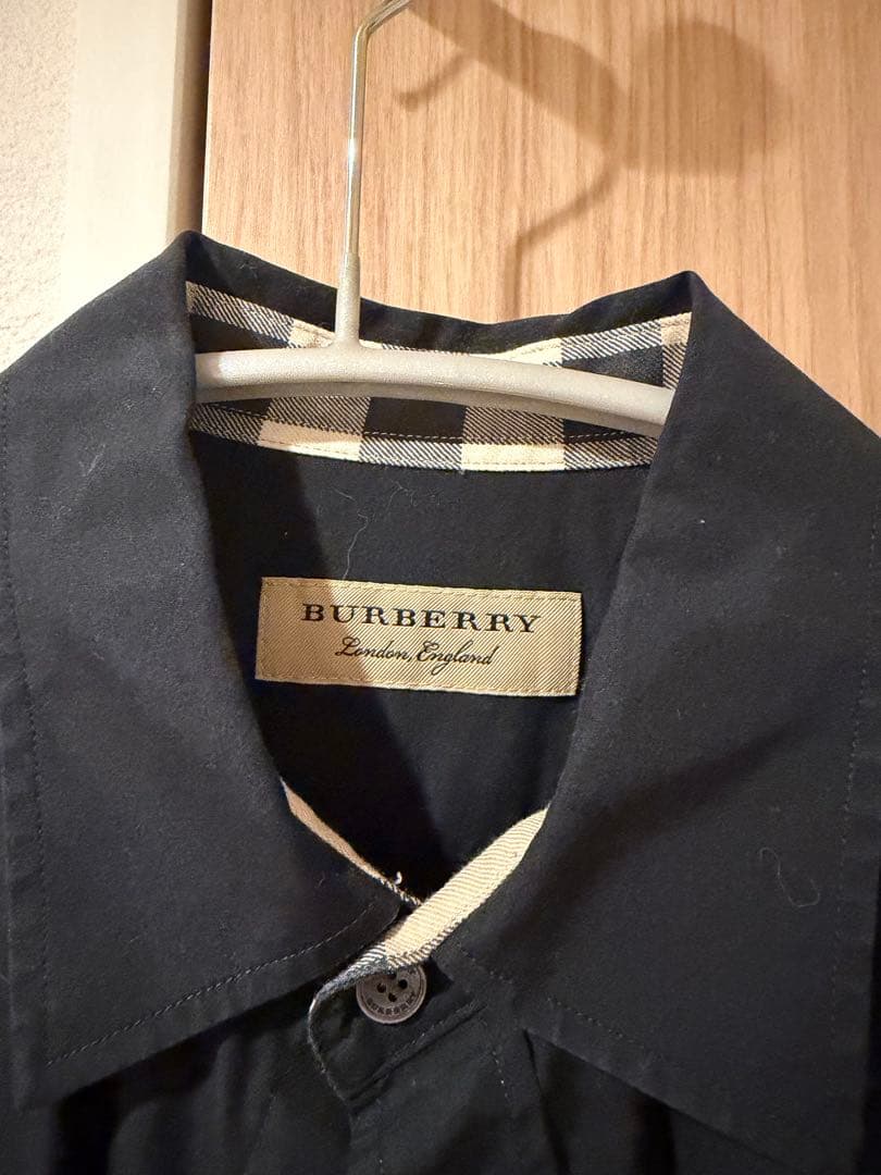 BURBERRY ブラック 長袖シャツ