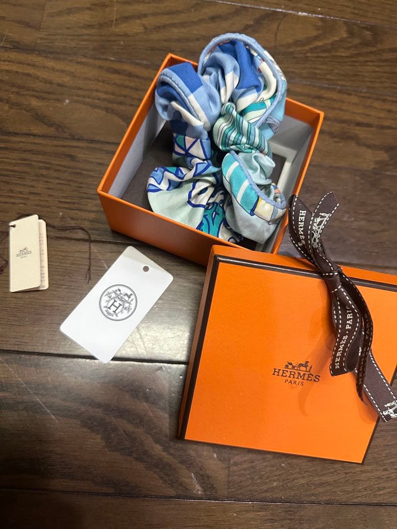 HERMES シルクシュシュ 青系