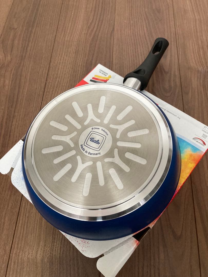 フィスラーカラーエディション24センチフライパン