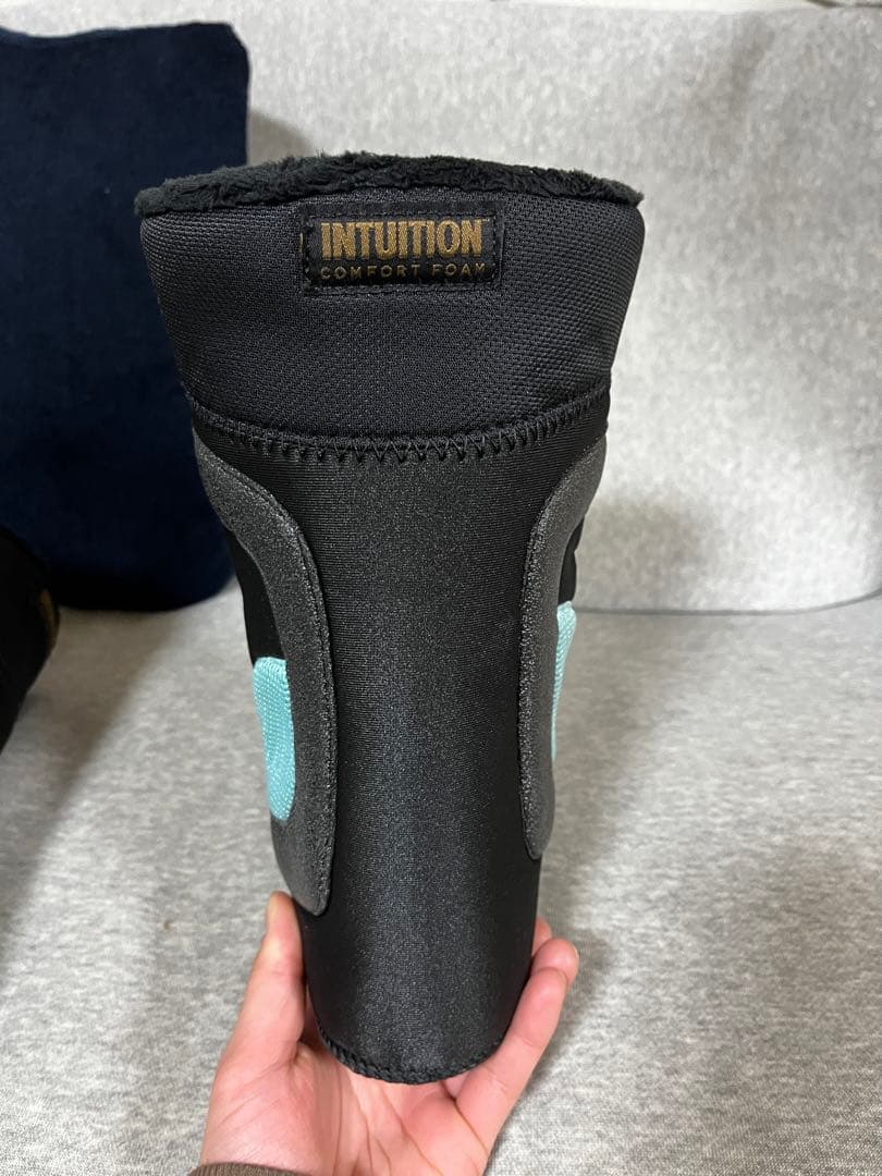 土日限定値下げ　K2 OVERDRAFTスノーボードブーツ BOA紐 26