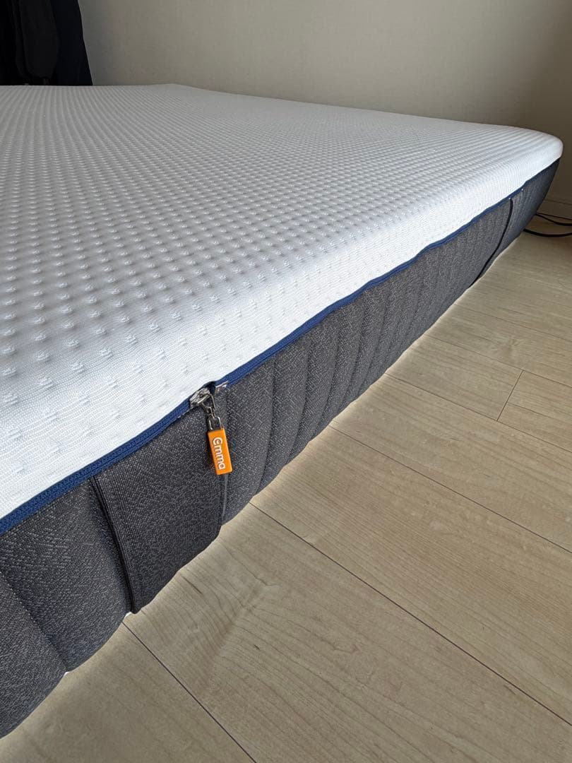 【美品】エマスリープ マットレス クイーンサイズ