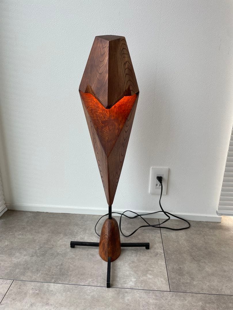 フロアライト　デスクライト　ミッドセンチュリー　フォークアート　民藝　照明