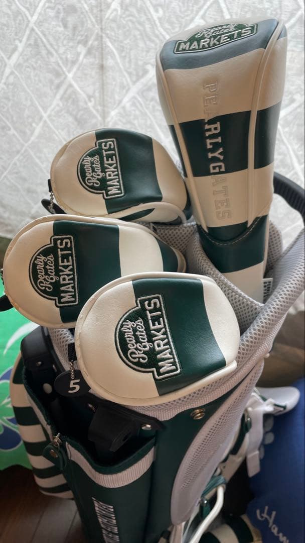 パーリーゲイツ スタンド式キャディバッグ 「MARKETS」ヘッドカバーおまけ付