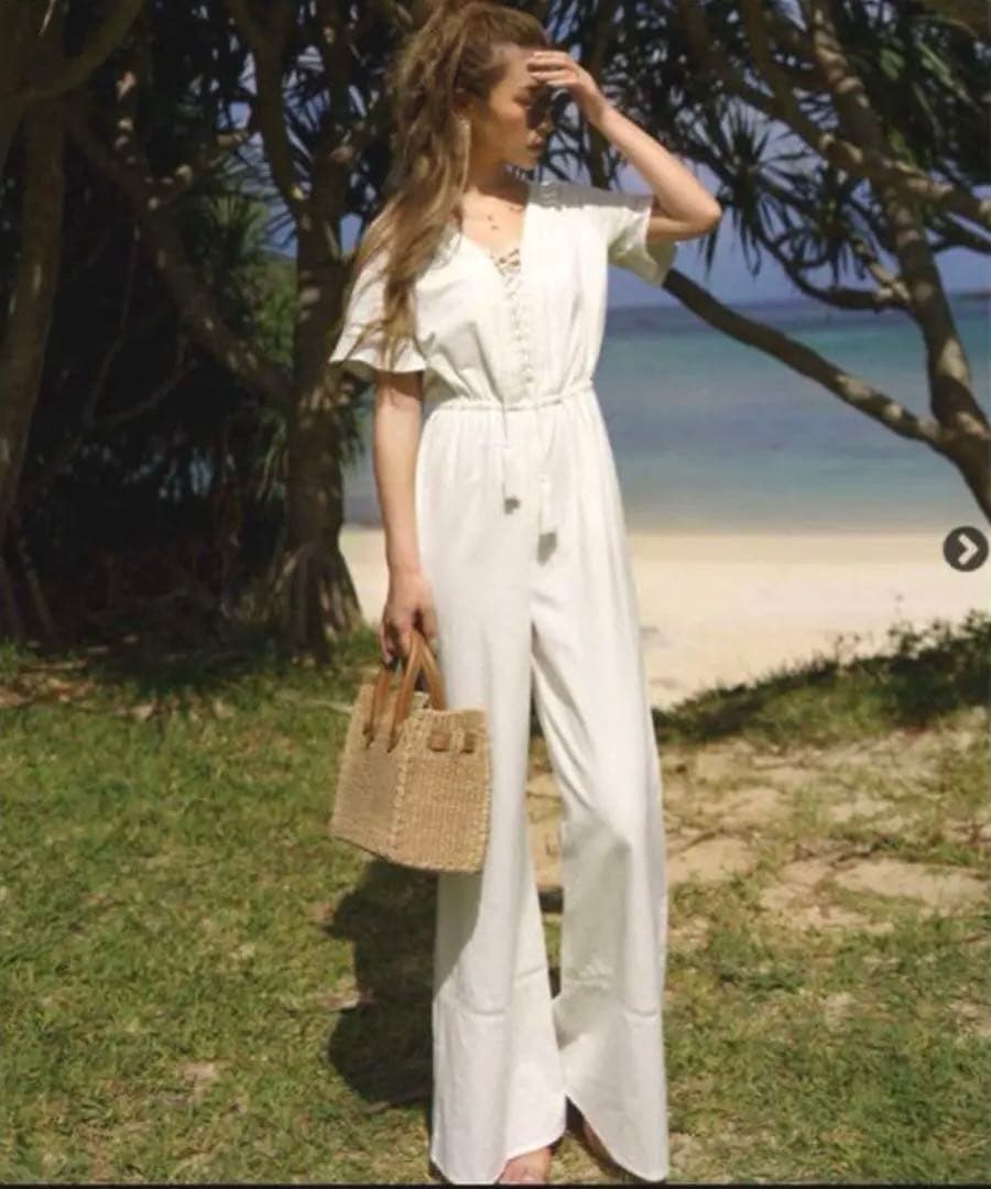 良品　Glam Lips レースアップデザインオールインワン　コットンリネン