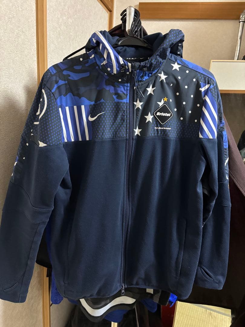 s*8様 NIKE×FCRB ブリストル パーカー