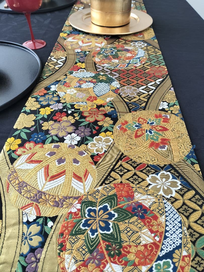 A943★逸品‼️豪華刺繍‼️ひな祭り‼️袋帯正絹テーブルランナー2m13cm