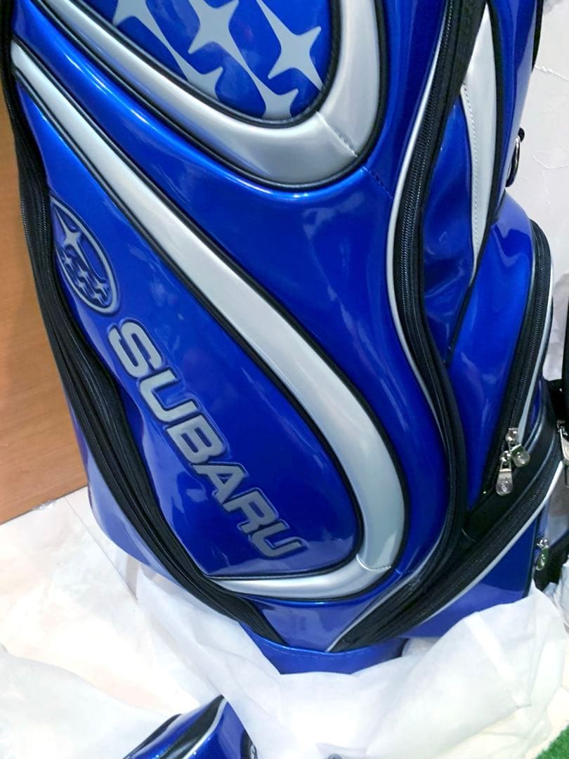 希少　新品未使用　限定　スバル　キャディバッグ　ヘッドカバー