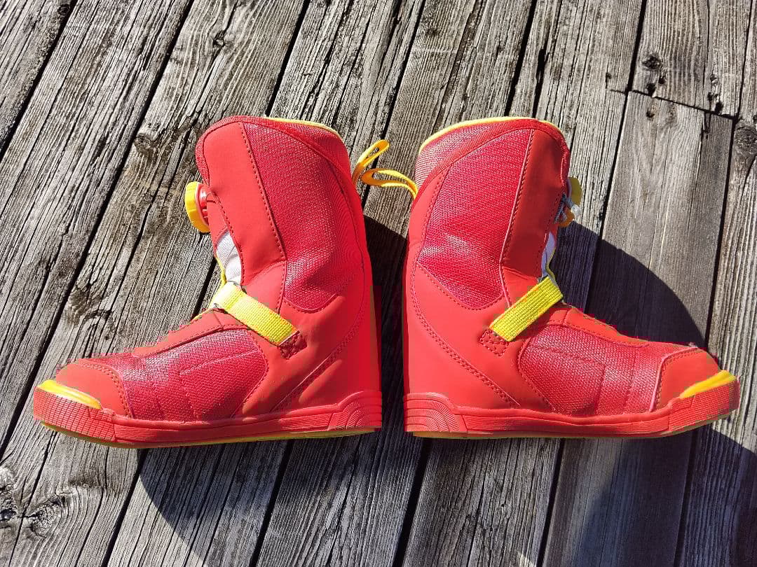 子供用 スノーボード 3点セット CSB 88 バートンビン BOAブーツ 18