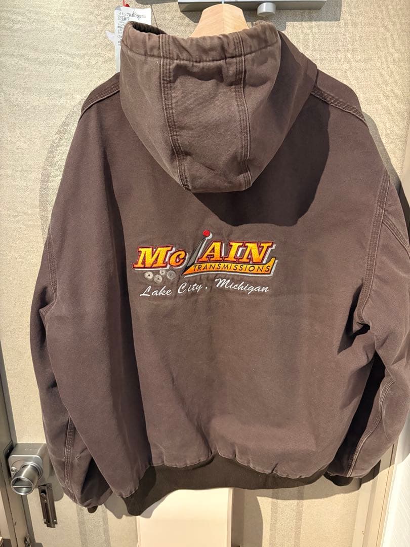 値下げ中Carharttアクティブジャケット