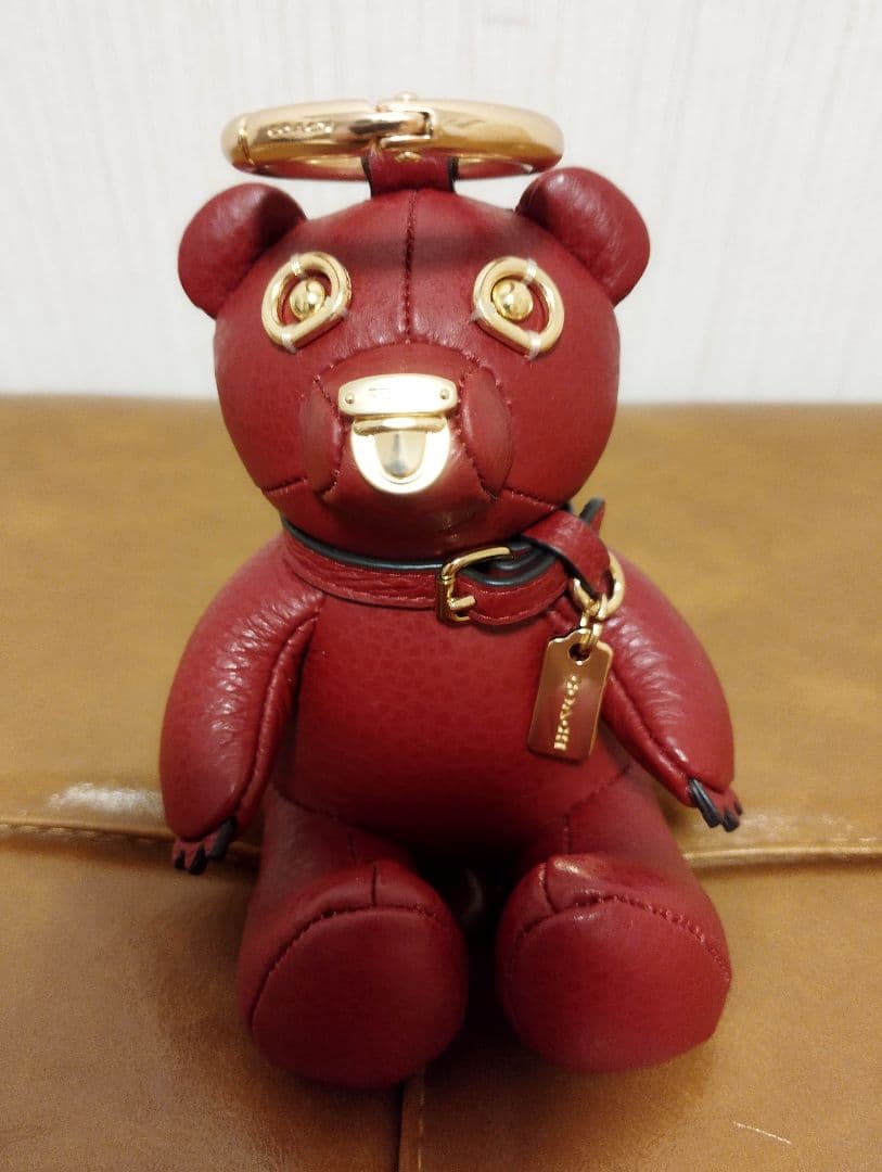 COACH　ベアバックチャーム