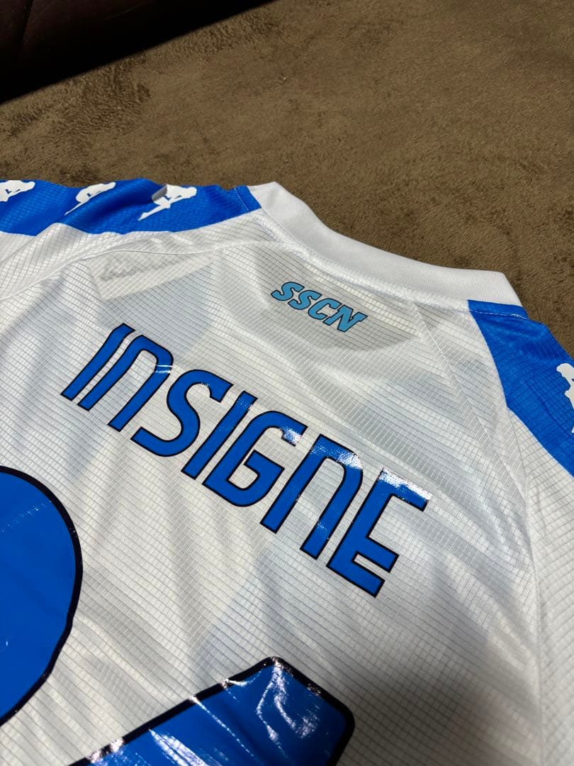 ナポリ インシーニェ　ユニフォーム