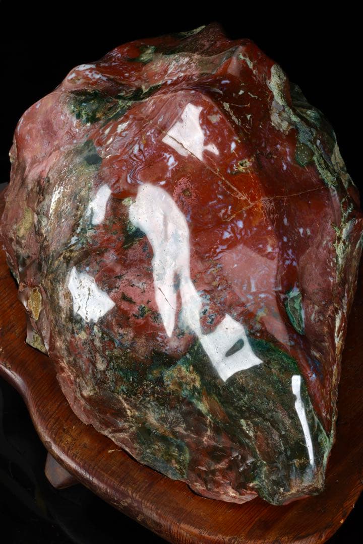 越*ニ様 【希少・美石】佐渡 五色石 水石 原石 鑑賞石 台座付 44.6kg