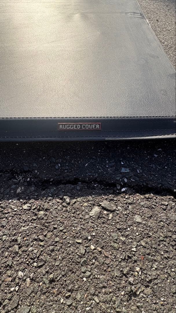 RUGGED COVER ハイラックス トノカバー