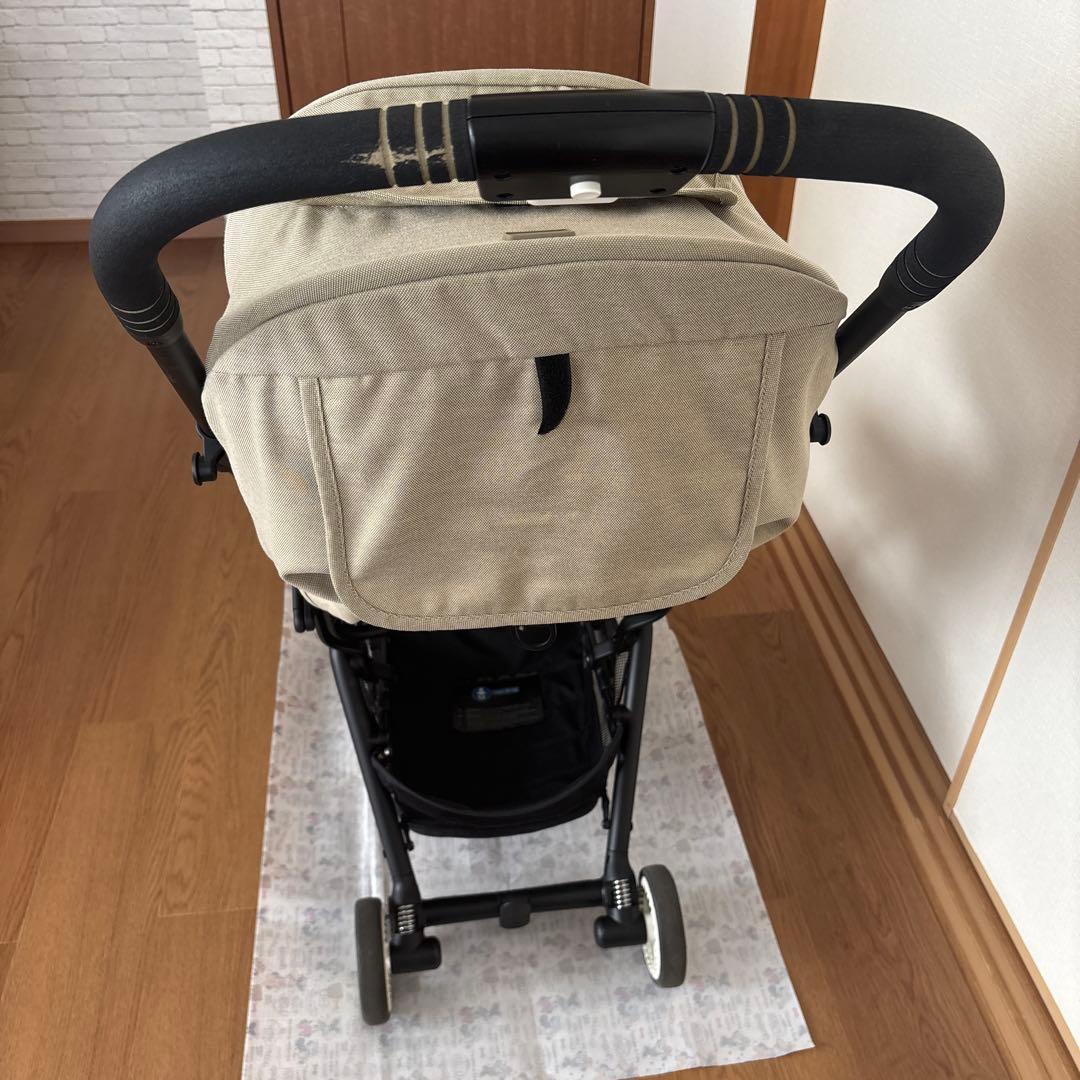 サイベックス　cybex イージーS B2 EEZYS B2　クラシックベージュ