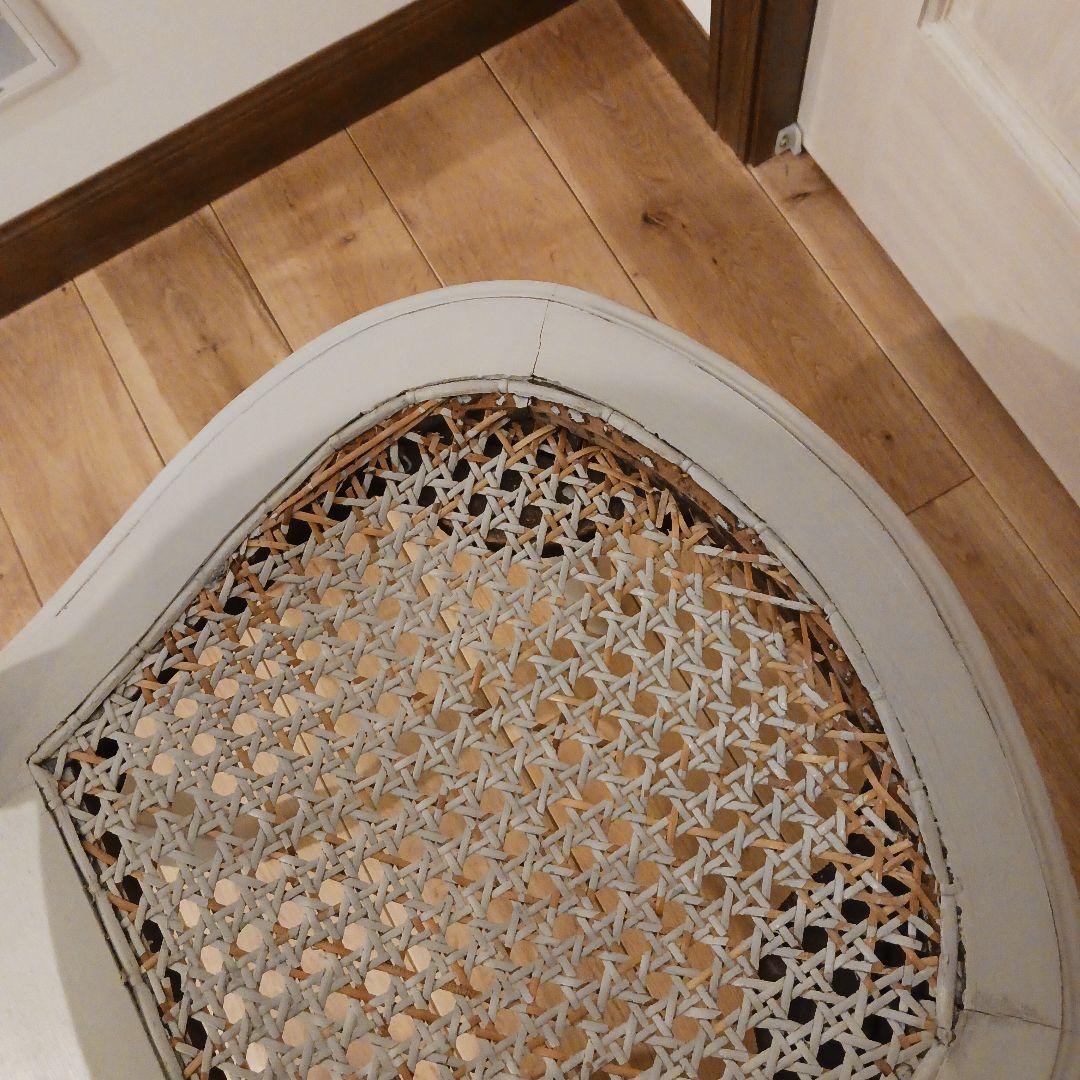 引取限定発送不可　ラタンチェア　サラグレース