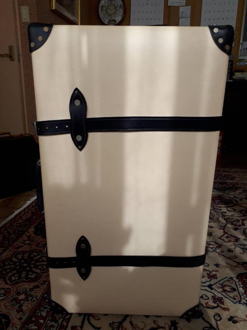 【黒ベルト】グローブトロッターキャリーケース GlobeTrotter（正規品）