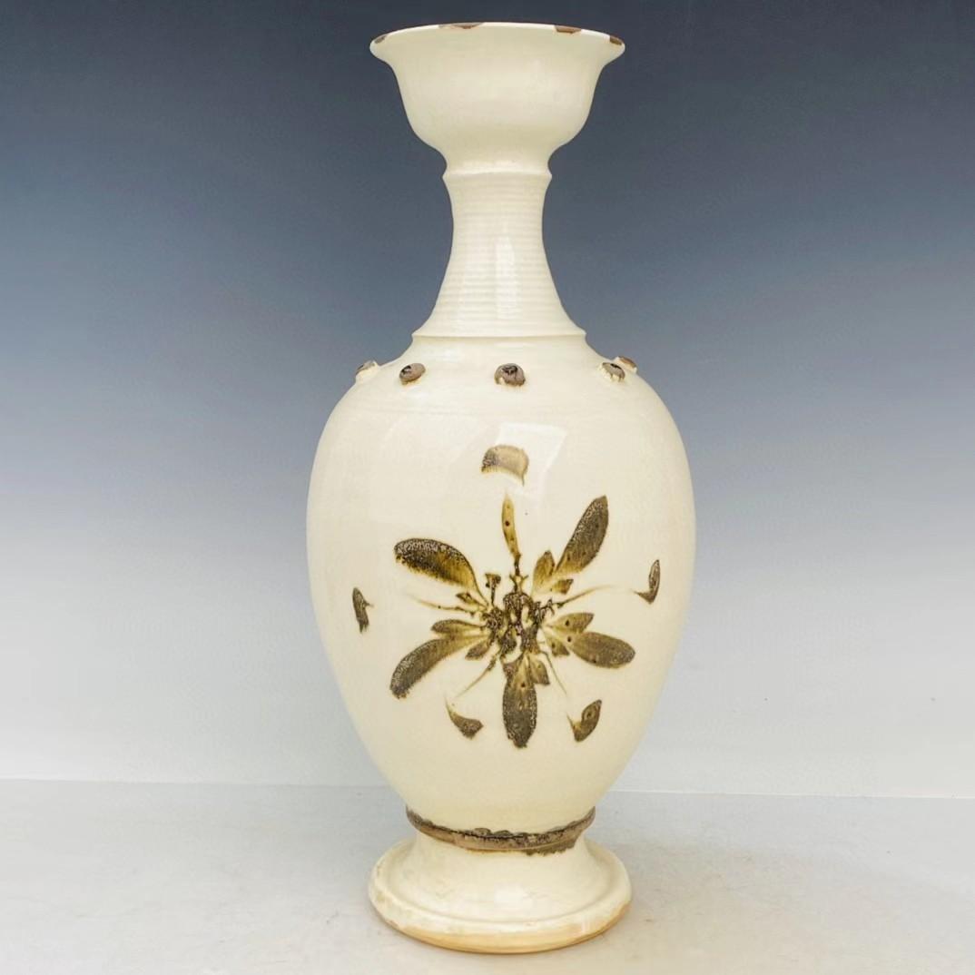 中国古美術・旧蔵の磁器・唐青化瓶・置物・書道・茶道具・文房具・賞物・陶芸