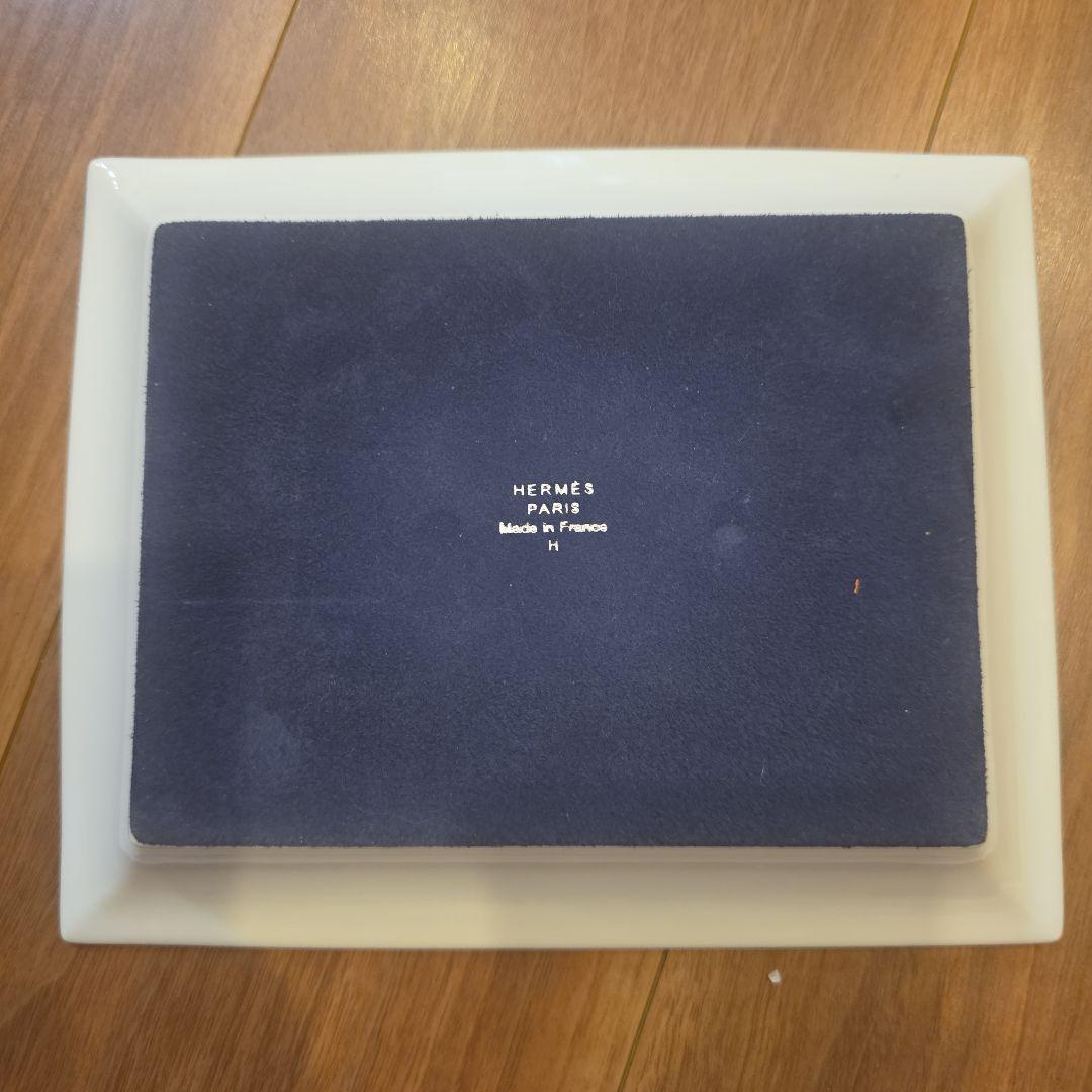 エルメスペガサスデザインの陶器皿