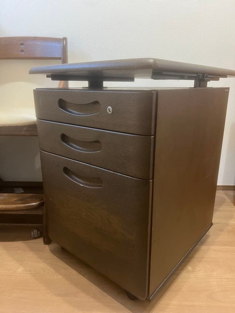 karimoku 引き出し付きデスク　セット