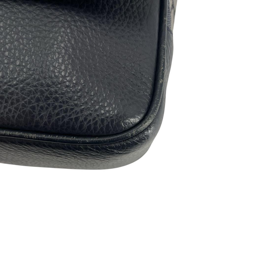 コーチ　メッセンジャーバッグ　シグネチャー　トンプソン　スモール　ストライプ