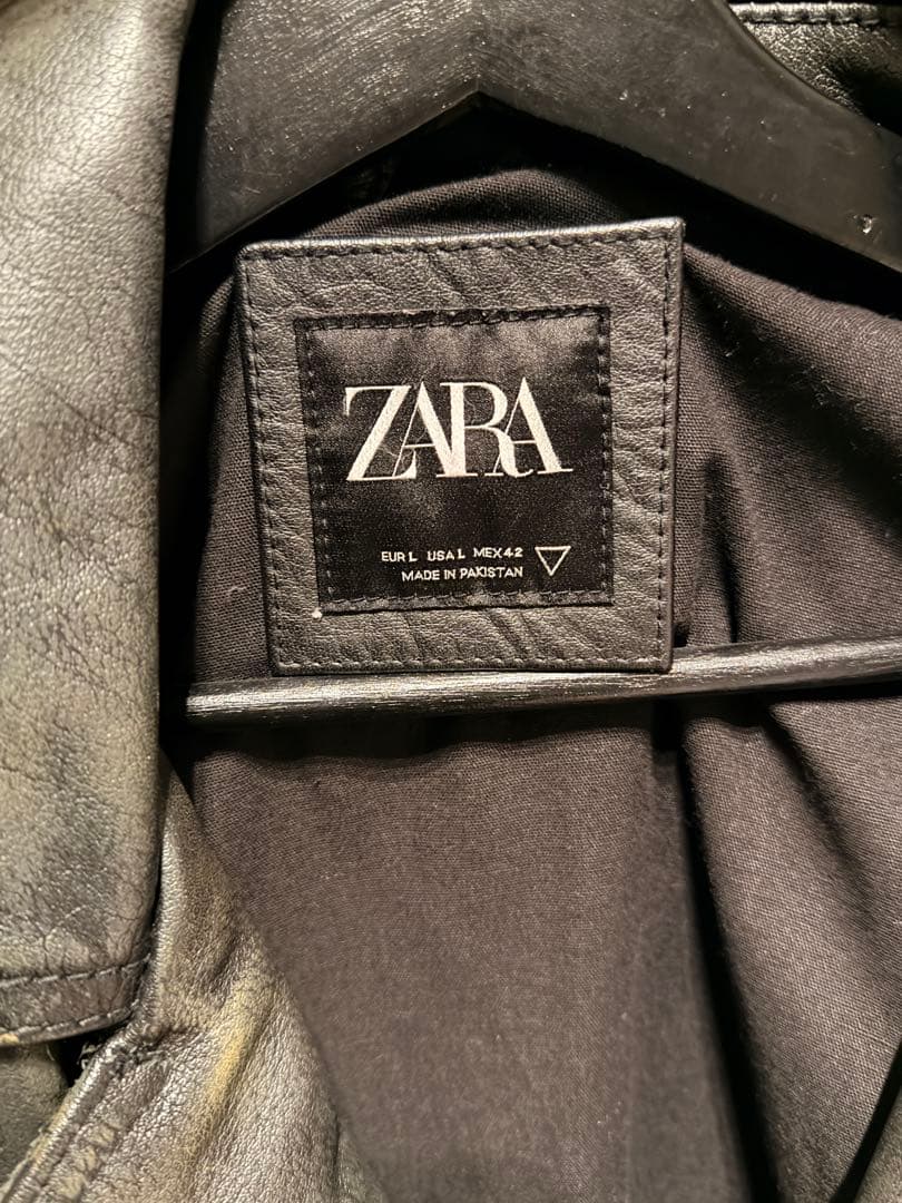 ZARA 本革ライダースジャケット