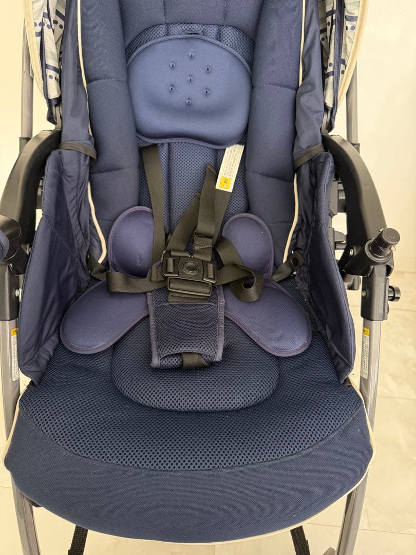 【美品】Aprica アップリカ ベビーカー ラクーナクッション ネイビー