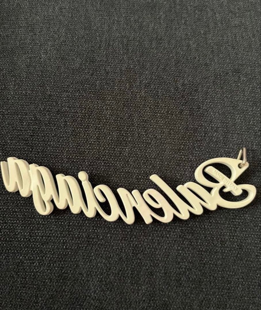 Balenciaga Palomaチャーム キーホルダー