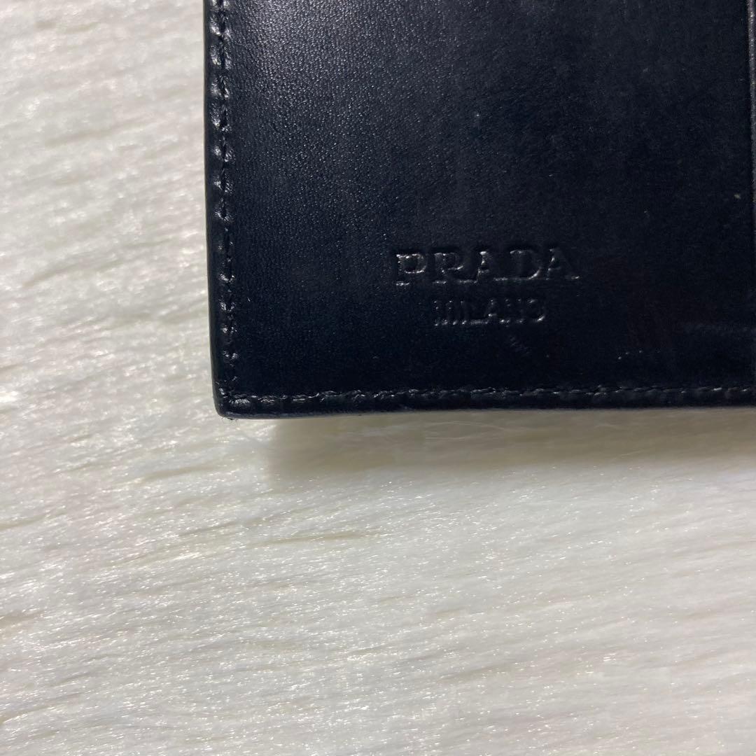 PRADA プラダ　三つ折り　財布　付属品　プレート　ロゴ　黒　ナイロン　人気