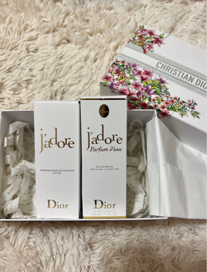 Dior jadore Parfum d'eau（香水、ヘアミスト）