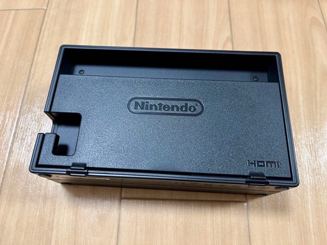 Nintendo Switch 本体　レッツゴー　ピカチュウ　セット　ポケモン
