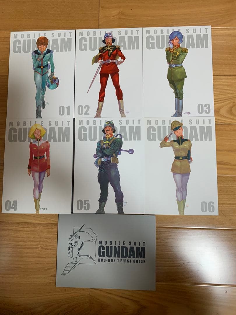 美品　機動戦士ガンダム、Z、Z Z、逆襲のシャア他DVD48本セット