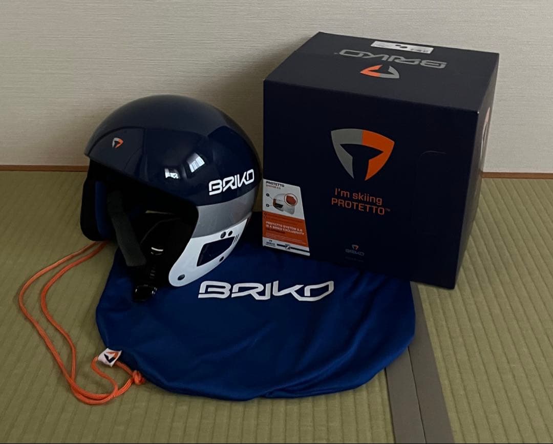 BRIKO ブリコボルケーノアルペンヘルメット　アトミックノルディカコンパーデル