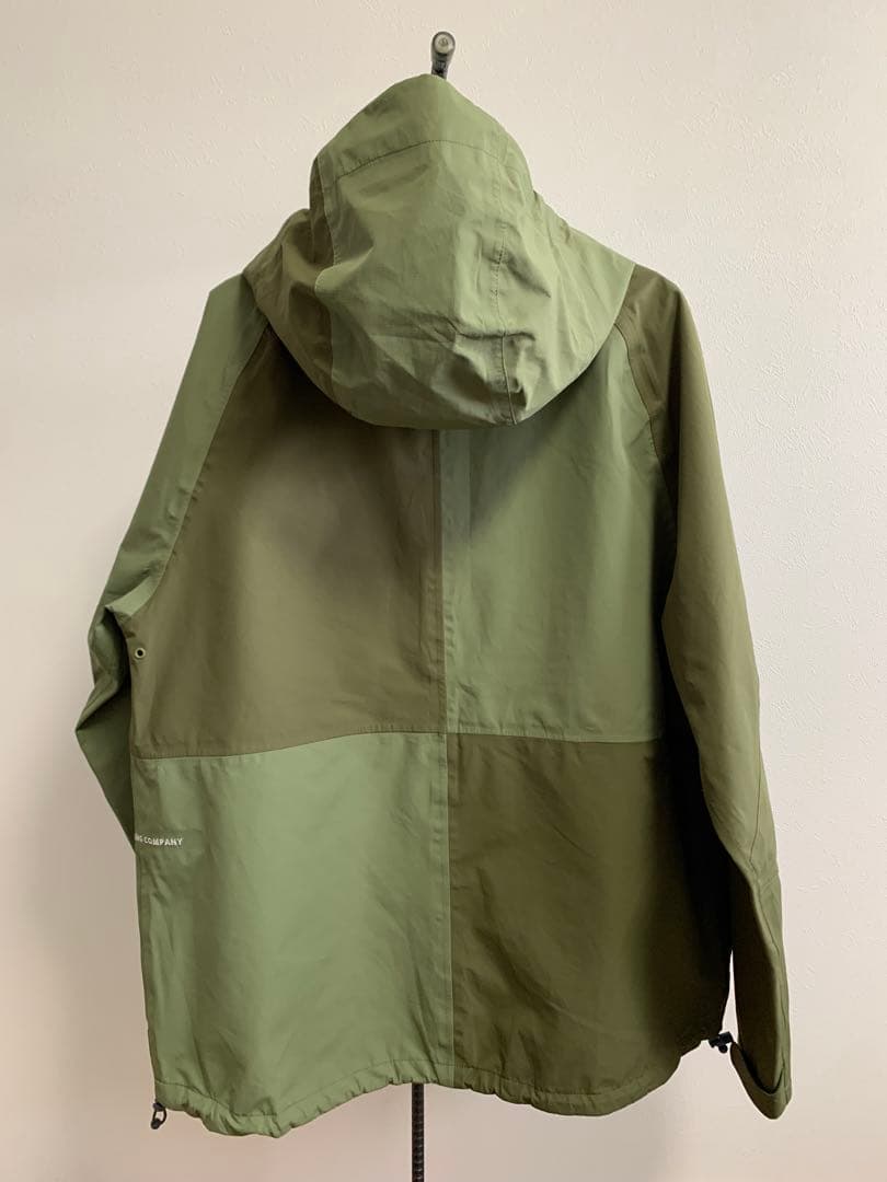 [美品]POP TRADING COMPANYマウンテンパーカー