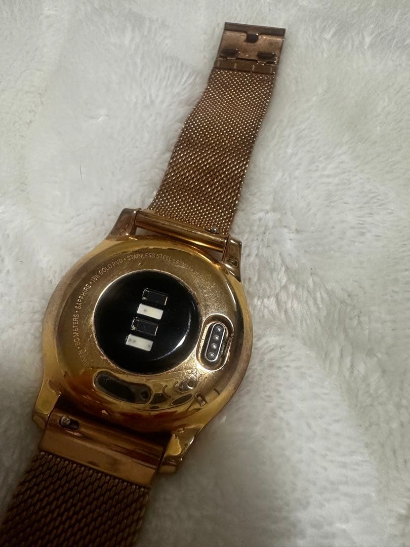 Garmin vívomove Luxe ローズピンク