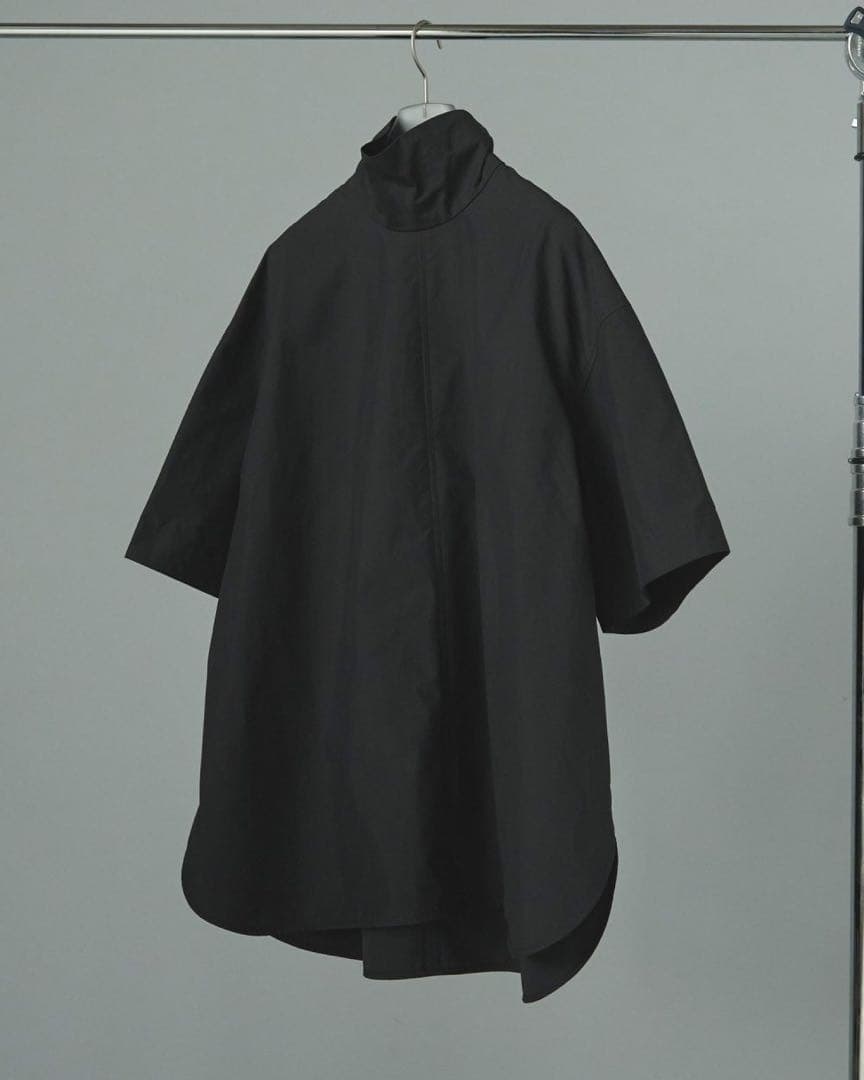 アンヌーク Highneck Over Blouse