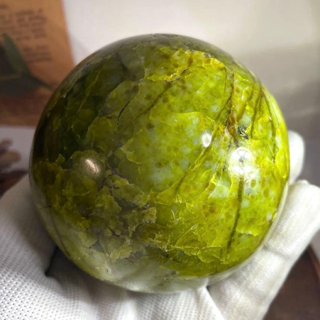 天然石　希少　天然グリーンオパール　大玉スフィア　78ミリ【台座付き】