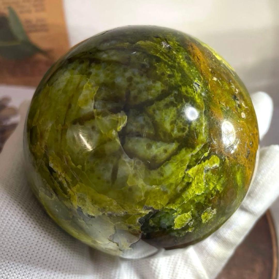天然石　希少　天然グリーンオパール　大玉スフィア　78ミリ【台座付き】