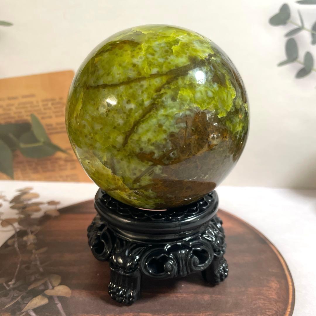 天然石　希少　天然グリーンオパール　大玉スフィア　78ミリ【台座付き】