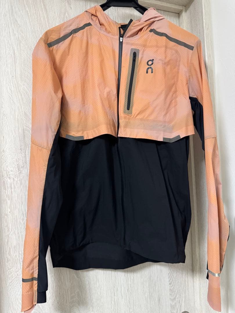 On オン weather jacket lumos メンズSサイズ ランニング