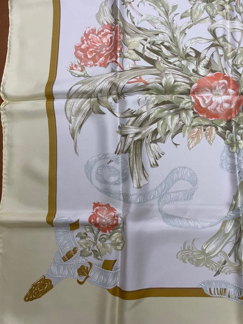 ②未使用 エルメス カレ90 花柄 スカーフ 箱付き